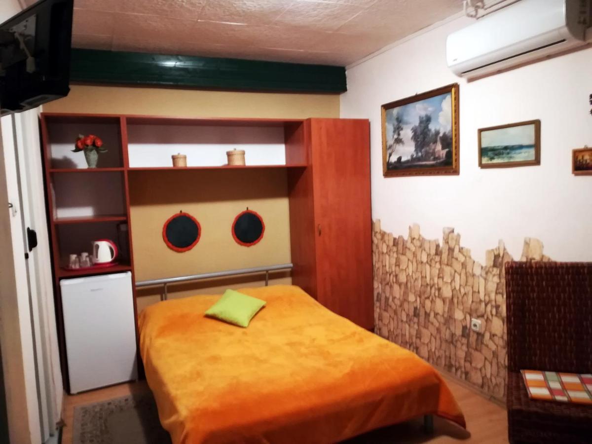 Castello Vendeg Es Apartmanhaz Έγκερ Εξωτερικό φωτογραφία